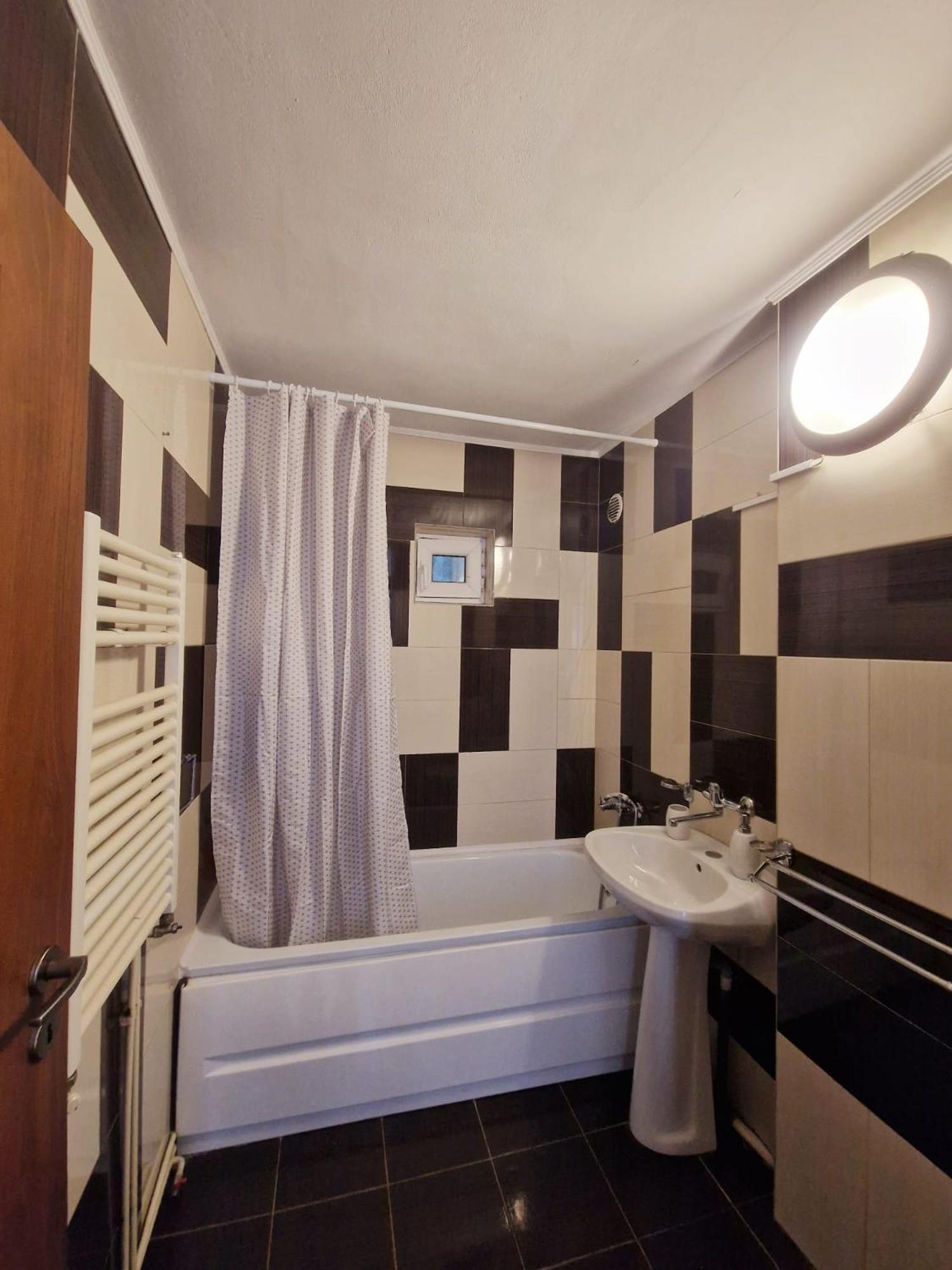Stephanie Apartment-Centru Civic Brasov Exterior photo