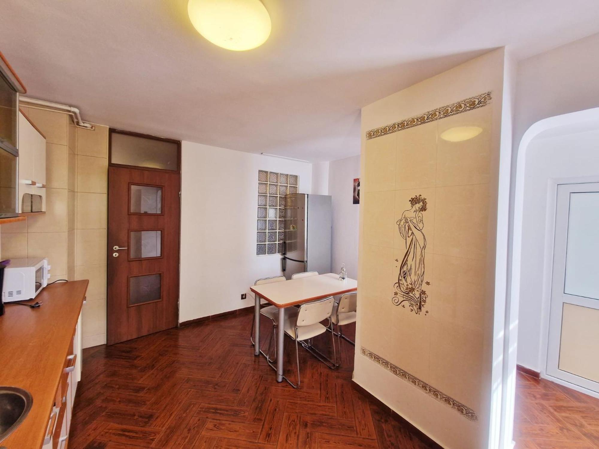 Stephanie Apartment-Centru Civic Brasov Exterior photo