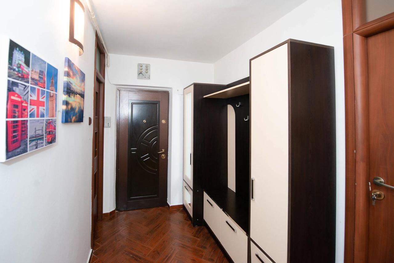Stephanie Apartment-Centru Civic Brasov Exterior photo